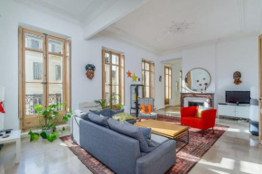 Amazing! Very large apartment ideally located